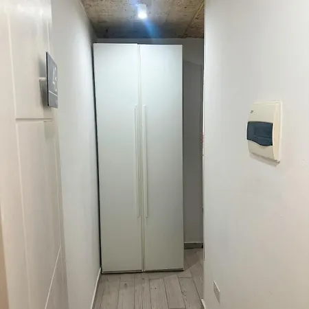 Paceville - 5b - Modern By Clubs & Sea *