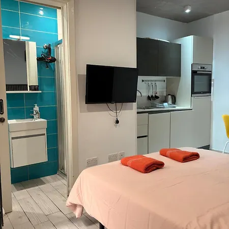 Paceville - 5b - Modern By Clubs & Sea * Saint Julian's