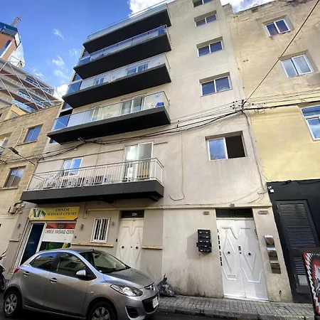 Paceville - 5b - Modern By Clubs & Sea Apartment *